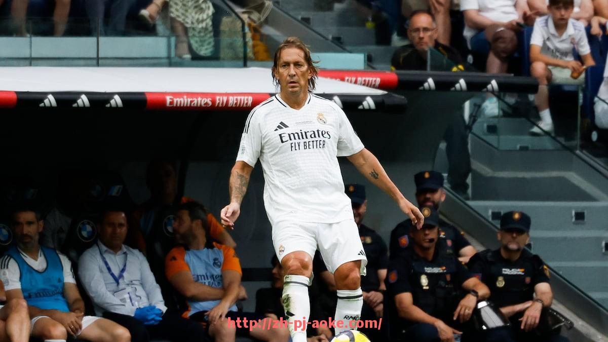 澳客足彩-世俱杯在TikTok平台引发舞蹈模仿热潮的现象解析